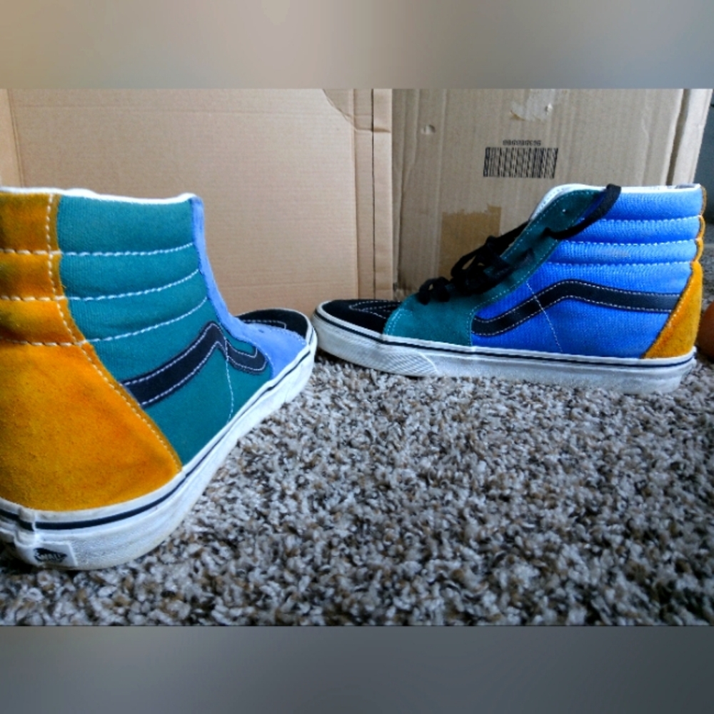 COLORFUL VANS